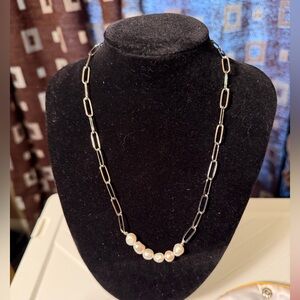 Elegant Freshwater Pearl and Silver Chain Necklace